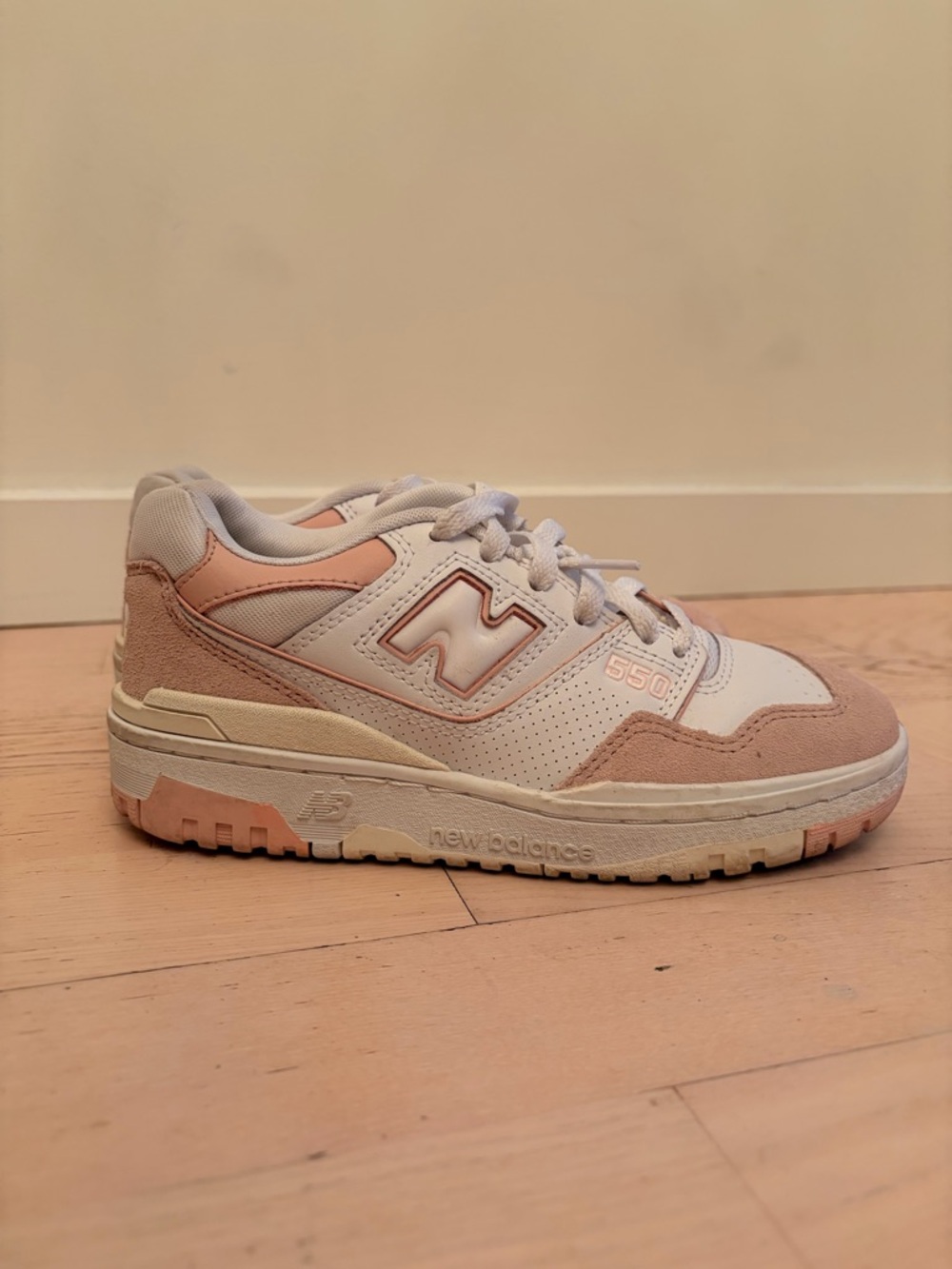 New Balance 550